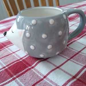 NWOT hedgehog mug